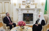Ο Αγιώτατος Πατριάρχης Κύριλλος συναντήθηκε με τον Πρέσβη της Ιορδανίας στη Ρωσία
