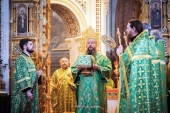 В день памяти преподобного Серафима Саровского управляющий делами Московской Патриархии совершил Божественную литургию в Храме Христа Спасителя