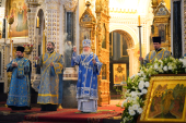 Патріарше служіння напередодні свята Успіння Пресвятої Богородиці у Храмі Христа Спасителя в Москві