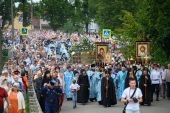 В праздник Успения Пресвятой Богородицы митрополит Псковский Тихон возглавил престольный праздник в Псково-Печерском монастыре