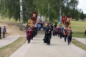В 210-ю годовщину Бородинского сражения епископ Одинцовский Фома совершил Литургию в Спасо-Бородинском монастыре в Московской области