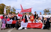 Майже 1,5 мільйона рублів зібрали учасники Московського марафону для служби допомоги «Милосердя»