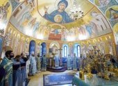 В праздник Рождества Пресвятой Богородицы Святейший Патриарх Кирилл совершил Литургию в Зачатьевском монастыре г. Москвы