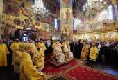 Патриаршее служение в день памяти святителей Московских в Патриаршем Успенском соборе Московского Кремля