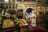У день пам'яті святителів Московських Святіший Патріарх Кирил звершив Літургію в Успенському соборі Московського Кремля