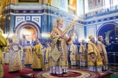 В день памяти святителя Филарета Московского Предстоятель Русской Церкви совершил Литургию в Храме Христа Спасителя