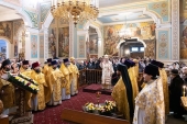 Глава Казахстанского митрополичьего округа возглавил престольный праздник Никольского собора Алма-Аты