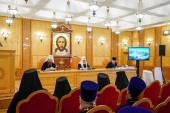 Святейший Патриарх Кирилл возглавил расширенное заседание Епархиального совета г. Москвы