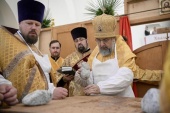 Епископ Сочинский Герман совершил чин великого освящения храма апостола Симона Кананита в поселке Лоо Краснодарского края