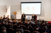 У Синодальному відділі у справах молоді пройшов круглий стіл, присвячений розвиткові Всецерковного православного молодіжного руху