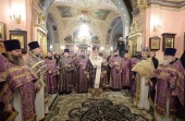 В Покровском ставропигиальном монастыре Москвы молитвенно отметили 25-летие обретения мощей блаженной Матроны Московской