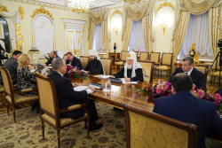 Πραγματοποιήθηκε συνάντηση του Πατριάρχη Κυρίλλου με τον πρέσβη του Βασιλείου του Μπαχρέιν στη Ρωσία