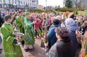 В праздник Входа Господня в Иерусалим митрополит Минский Вениамин совершил Литургию в Свято-Духовом кафедральном соборе г. Минска