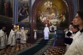 В Великую Субботу Святейший Патриарх Кирилл совершил Литургию в Храме Христа Спасителя