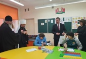Патріарший екзарх усієї Білорусі відвідав Івенецький будинок-інтернат для дітей-інвалідів з особливостями фізичного розвитку