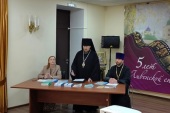 Специалист Синодального отдела по благотворительности приняла участие в съезде по помощи семьям в Ливнах