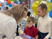 Православний центр «Колиска» в Іваново подарував дітям-біженцям планшети для навчання. Інформаційний звіт про допомогу біженцям (від 1 червня 2023 року)