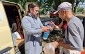 11 тонн помощи доставил специальный центр Крымской митрополии в Голую Пристань и ПВР. Информационная сводка о помощи беженцам (от 21 июня 2023 года)