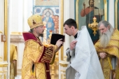 В Неделю 7-ю по Пятидесятнице Патриарший экзарх всея Беларуси совершил Литургию в Свято-Духовом кафедральном соборе города Минска