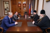 В правительстве Архангельской области состоялось совещание с участием управляющего делами Московской Патриархии