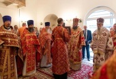 Иерарх Сербской Православной Церкви принял участие в престольном празднике Илиинского храма в Китай-городе в Москве