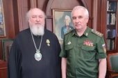 Председатель Синодального отдела по взаимодействию с Вооруженными cилами награжден ведомственной медалью Министерства обороны России