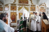 Предстоятель Русской Церкви совершил Литургию в скиту Соловецкой обители на Секирной горе