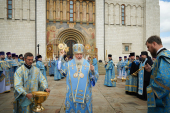 Патріарше служіння у день свята Успіння Пресвятої Богородиці в Успенському соборі Московського Кремля