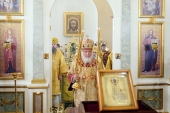 В день памяти благоверного князя Александра Невского Предстоятель Русской Церкви совершил Литургию в Александро-Невской лавре