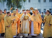 Предстоятель Руської Церкви звершив освячення відродженого Богоявленського собору Костромського кремля