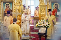 Предстоятель Русской Православной Церкви освятил возрожденный Богоявленский собор Костромского кремля