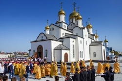 Святейший Патриарх Кирилл освятил храм равноапостольного князя Владимира в Анапе