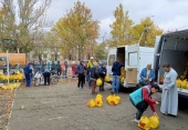 С июня специальный центр Крымской митрополии передал жителям Херсонщины 165 тонн помощи. Информационная сводка о помощи беженцам (от 19 октября 2023 года)