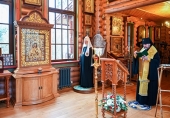 В Олександро-Невському скиті поблизу Передєлкіна відбувся молебень з нагоди дня народження Святішого Патріарха Кирила