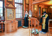 Молебен по случаю дня рождения Святейшего Патриарха Кирилла в Александро-Невском скиту