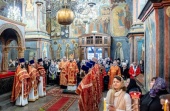 Митрополит Воскресенський Григорій звершив Літургію в Архангельському соборі Московського Кремля