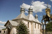 Στο χωριό Χοντοσόφκα πλησίον του Κιέβου καταλήφθηκε με την υποστήριξη της αστυνομίας ναός της Ουκρανικής Ορθοδόξου Εκκλησίας