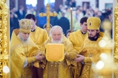 Предстоятель Русской Церкви совершил великое освящение храма Живоначальной Троицы при бывшем приюте Бахрушиных г. Москвы
