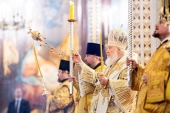 Напередодні дня пам'яті святителя Миколая Чудотворця Святіший Патріарх Кирил звершив всеношну в Храмі Христа Спасителя