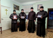 Издательство Московской Патриархии передало Северодонецкой епархии духовную и богослужебную литературу