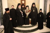 Εκπρόσωποι της Ρωσικής Εκκλησίας ευχήθηκαν στον Πατριάρχη Ιεροσολύμων Θεόφιλο για την εορτή των Χριστουγέννων