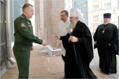Митрополит Санкт-Петербургский Варсонофий посетил раненых в Военно-медицинской академии