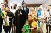 Патріарший екзарх усієї Білорусі та міністр охорони здоров'я Республіки Білорусь відвідали Будинок дитини №1 у Мінську