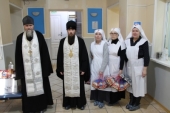 Архиепископ Петропавловский Феодор посетил военный госпиталь