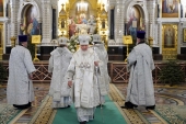 Напередодні свята Хрещення Господнього Святіший Патріарх Кирил звершив всеношну в Храмі Христа Спасителя у Москві