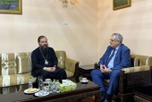 Bishop Pitirm of Jakarta meets with Russia’s Ambassador to Laos