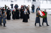 Торжественно-траурная церемония на Пискаревском кладбище Санкт-Петербурга в 80-ю годовщину полного освобождения Ленинграда от фашистской блокады