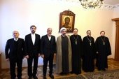 DECR deputy chairman meets with Iranian diplomats
