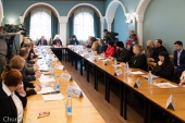 В Минске прошла встреча-диалог парламентариев Союзного государства, представителей Белорусской Православной Церкви и органов власти