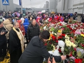 Архиепископ Одинцовский и Красногорский Фома посетил в больнице Красногорска пострадавших от теракта в «Крокус Сити Холле» и совершил панихиду на месте трагедии